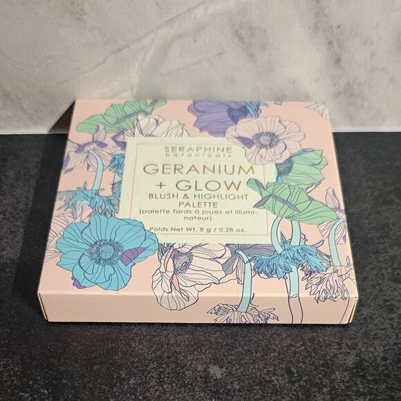 Seraphine Botanicals New Geranium & Glow blush & highlight palette full size - Picture 6 of 9